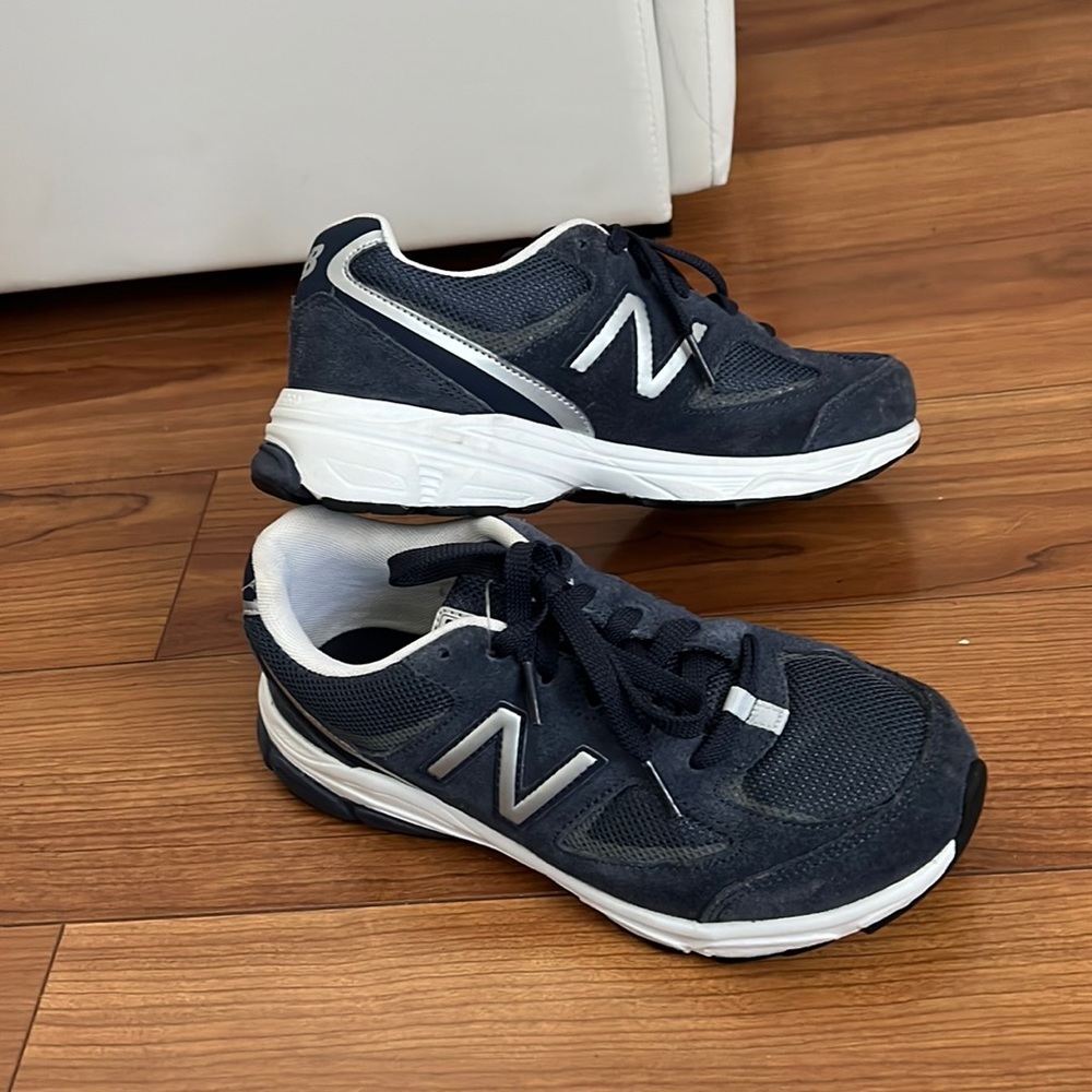 New balance shoes